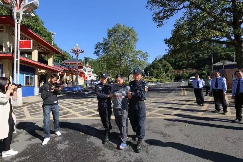 揭秘1982年中越冲突，历史背景、过程与影响，揭秘，1982年中越冲突的历史背景、过程与影响