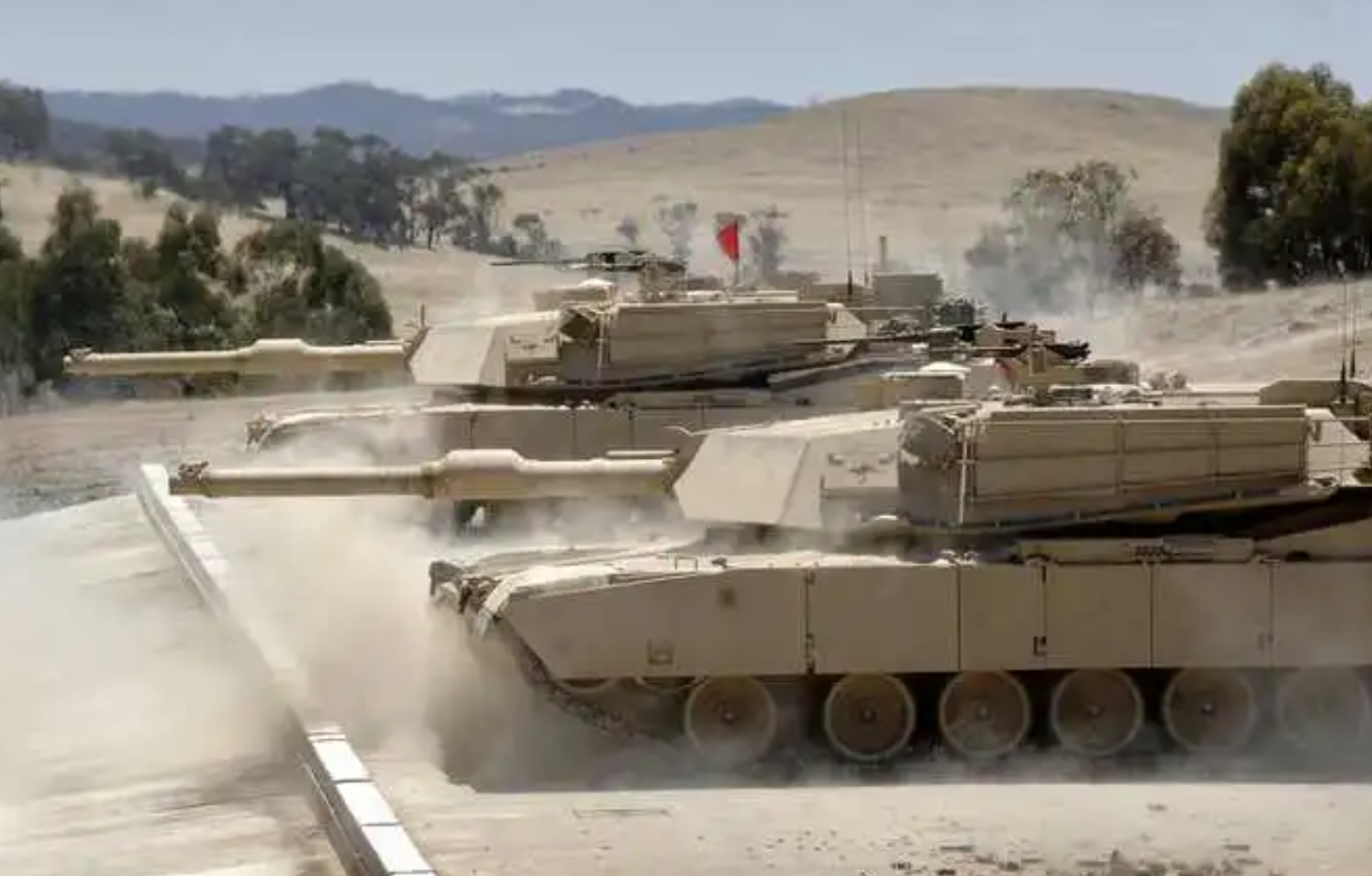 M1A2艾布拉姆斯坦克，第三代主战坦克的代表之作，M1A2艾布拉姆斯坦克，第三代主战坦克的杰出代表