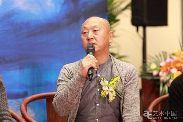 王中王一平肖，聚焦关键词背后的故事与成就，王中王一平肖，聚焦关键词背后的故事成就概览