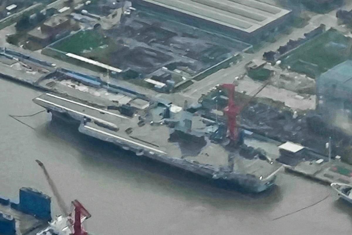 中国购买首艘航母的曲折历程，中国首艘航母购买历程的曲折故事