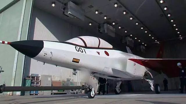 日本自研五代机的崛起与挑战，日本自研五代机的崛起与挑战，机遇与困境并存