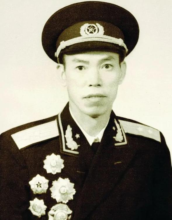 揭秘中国军队中的传奇部队，38军113师338团的历史与荣耀，揭秘传奇部队，中国军队中的38军113师338团的历史与荣耀