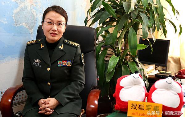 军事评论员李莉军衔级别解析，军事评论员李莉军衔级别深度解读