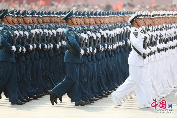 闪耀的学术力量，2019国庆大阅兵院校科研方队深度解析，闪耀的学术力量，2019国庆大阅兵院校科研方队全景解读