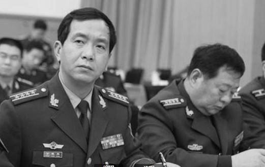 揭秘丁晓兵的妻子是谁——深度探索背后的故事，丁晓兵妻子身份揭秘，深度探究背后的故事