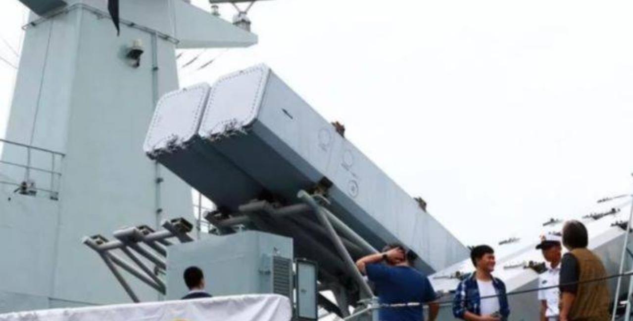 揭秘中国海军辽宁舰内部，探寻中国海军力量的核心象征，辽宁舰内部揭秘，中国海军力量的核心象征探究