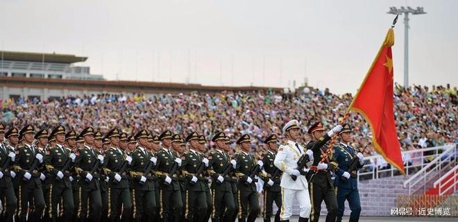大阅兵各国，国际视野下的盛大军事盛典，国际视角下的盛大军事盛典，各国大阅兵盛况展示