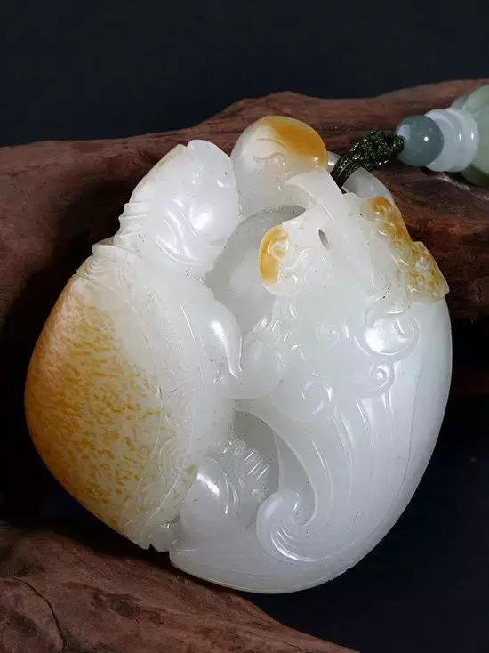 昆仑山简介及其壮美图片展示，昆仑山简介与壮美图片欣赏