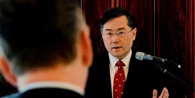 外交部部长任免公示，了解背后的过程与意义，外交部部长任免公示揭秘，背后的过程与深远意义