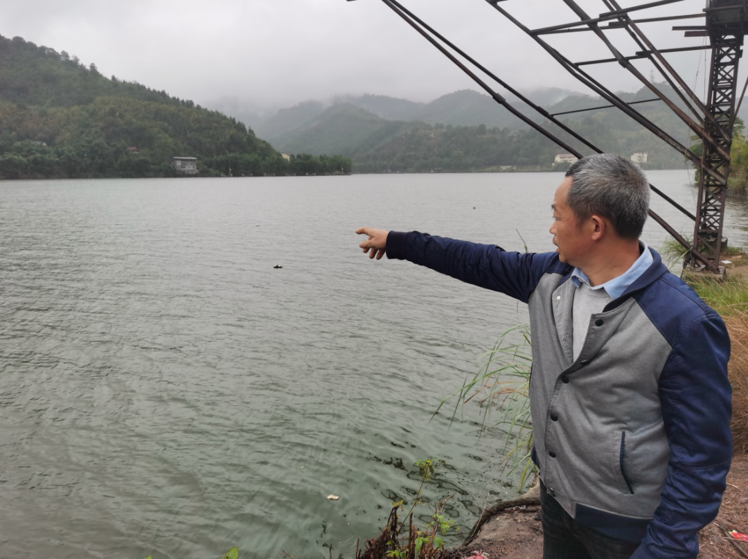 揭秘李富清，一位引领时代的杰出人物，揭秘李富清，时代杰出人物的领导力风采