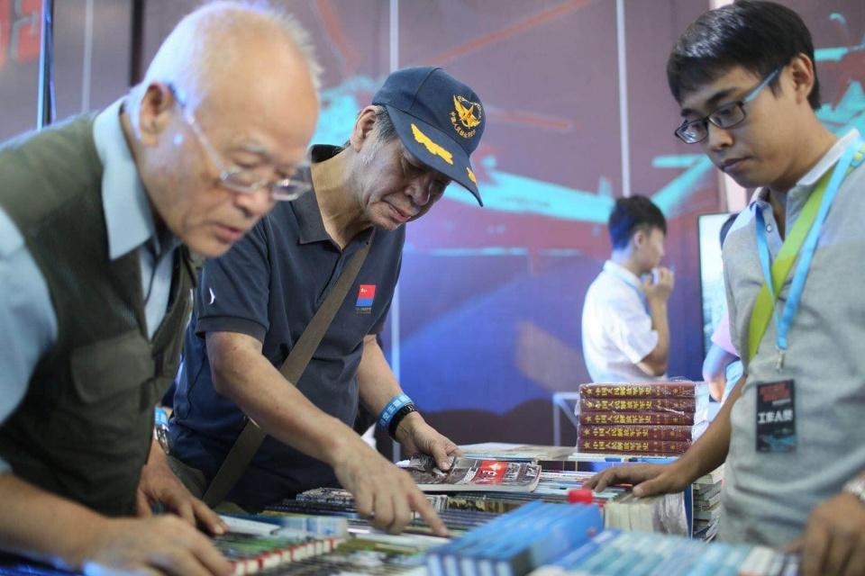 国防军事模型手工制作教程，国防军事模型手工精细制作指南