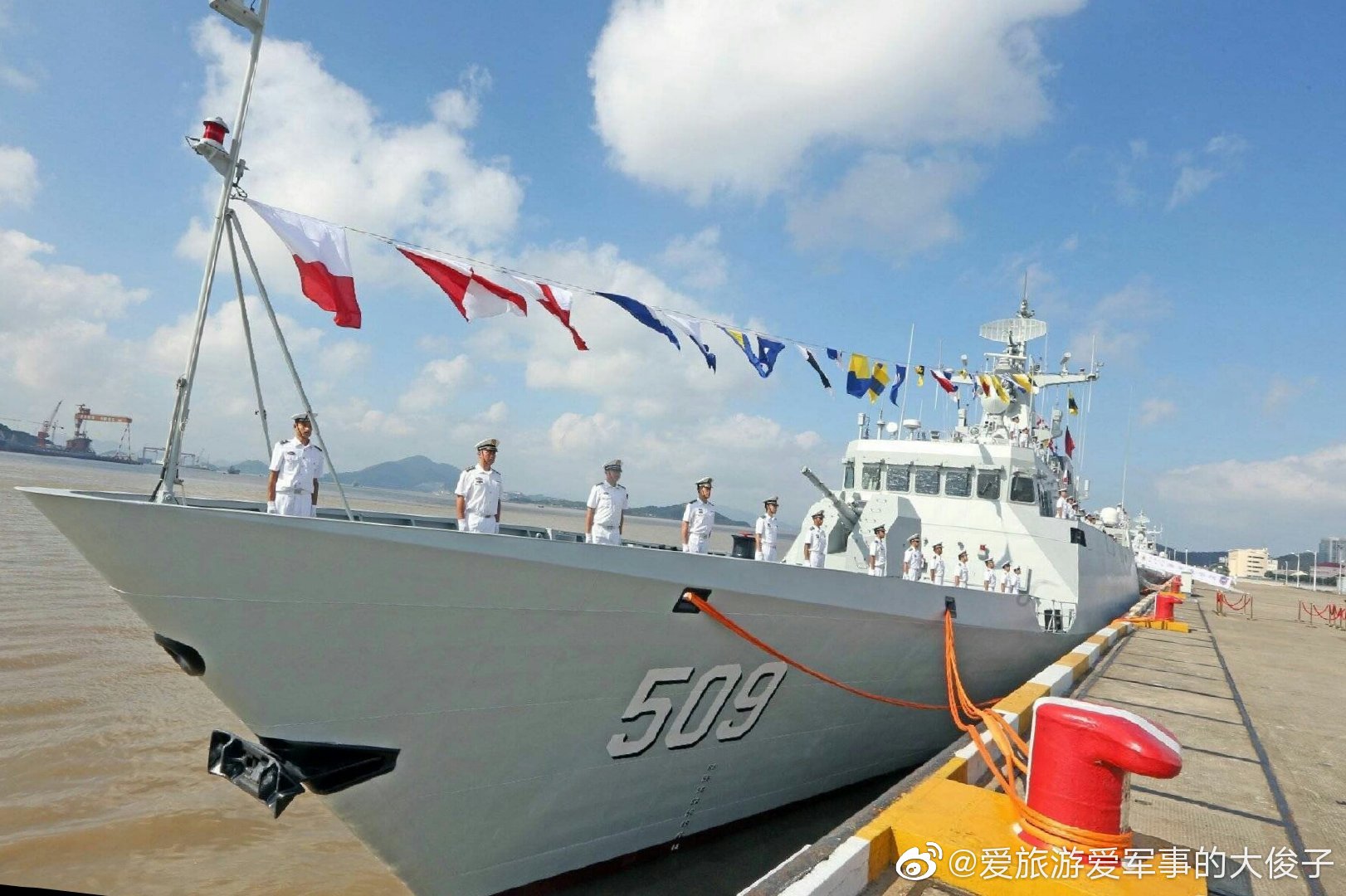海军六安舰入列，中国海军力量的新篇章，中国海军新篇章，六安舰入列，海军力量再添新丁