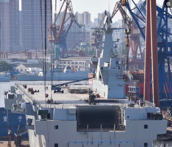 揭秘中国海军新力量，075型两栖攻击舰第三艘的崛起与挑战，中国海军新力量揭秘，第三艘075型两栖攻击舰的崛起与挑战