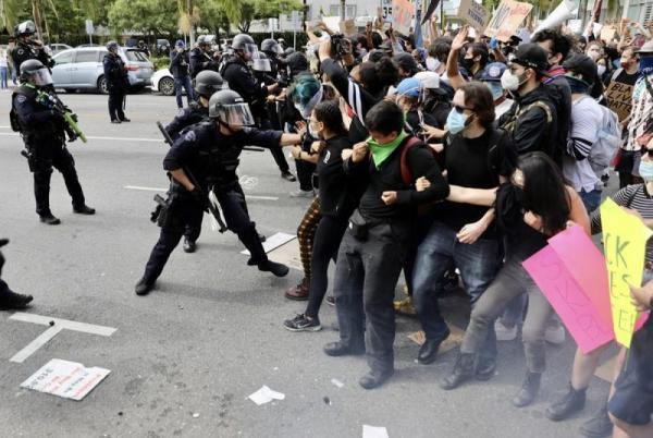 国际观察美国，多维度的视角探索，多维度的视角探索，国际观察美国的深度洞察