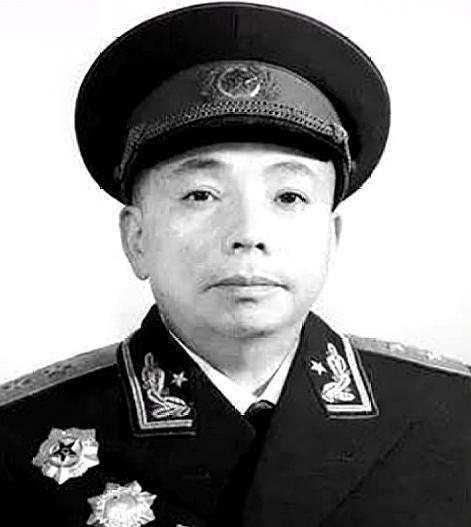 大将、上将、中将、少将排名解析，军衔排名解析，大将、上将、中将、少将详解