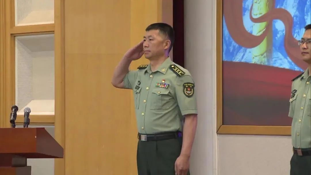 肖思远与武警，探寻身份背后的真相，肖思远与武警，探寻身份背后的真实故事