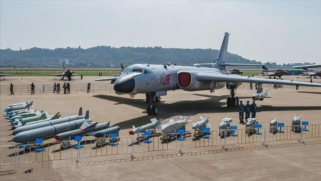 轰-6K轰炸机的导弹携带能力，深度解析与探讨，深度解析与探讨，轰-6K轰炸机的导弹携带能力