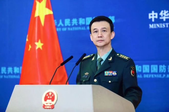 吴谦大校的卓越领导与军事智慧——一位值得尊敬的军事领袖，吴谦大校的卓越领导与军事智慧，备受尊敬的军事领袖