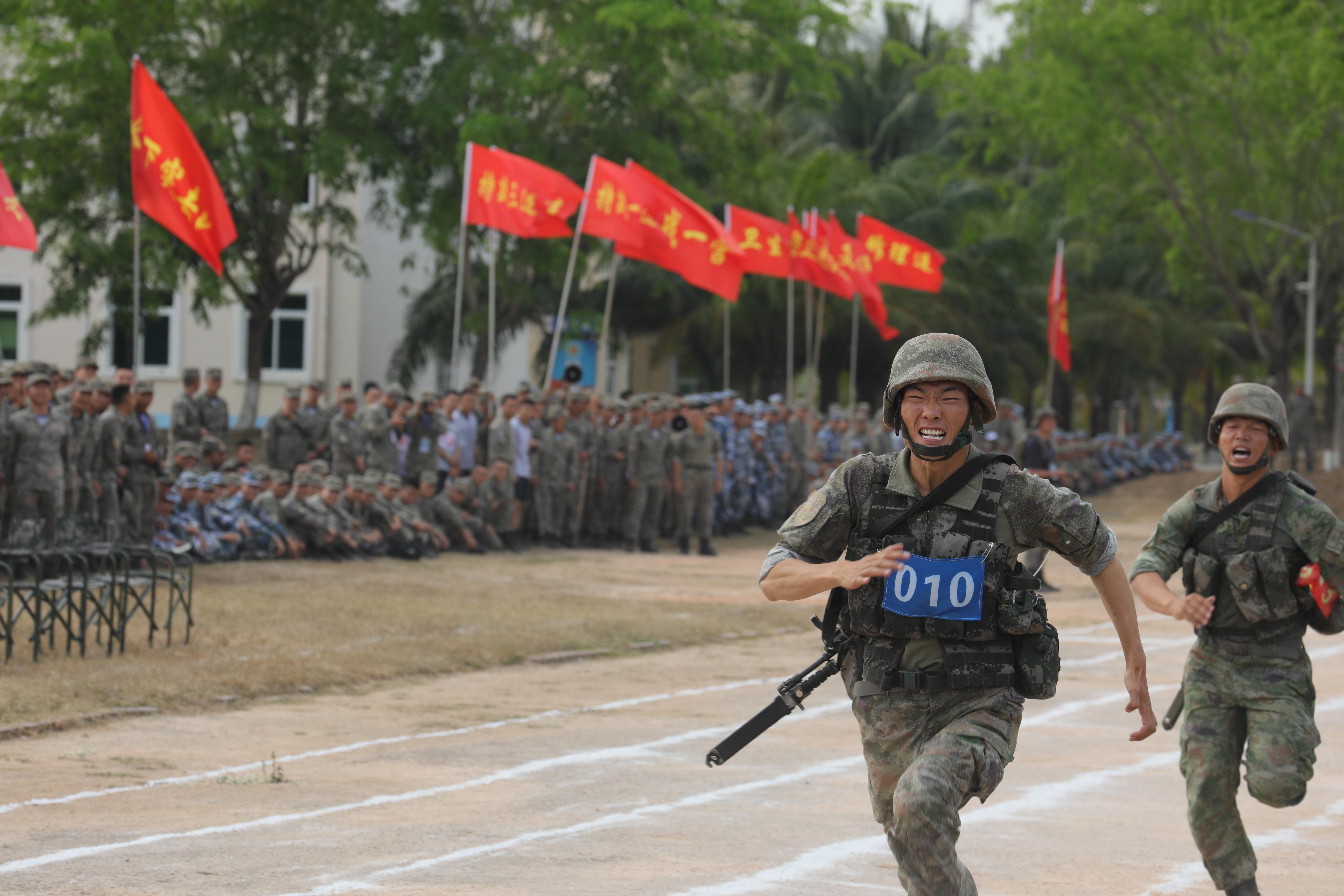 蛟龙突击队侦察比武，精英之战，技艺之峰，蛟龙突击队侦察比武，精英之战，巅峰技艺展示
