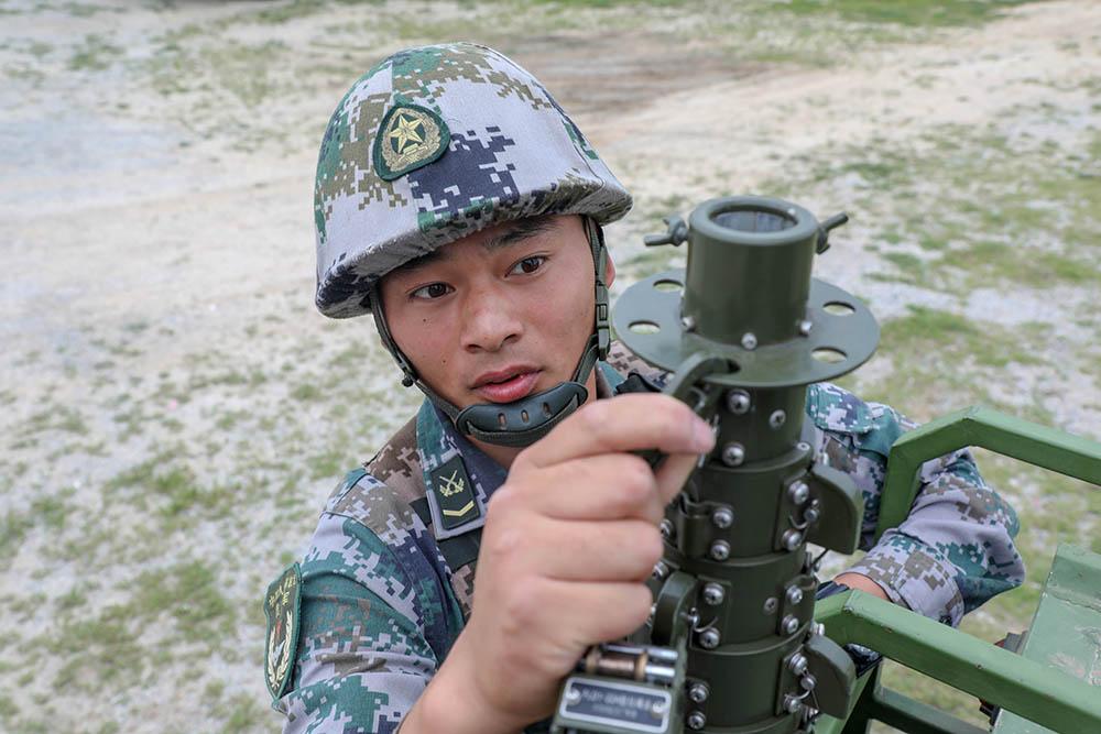 中国人民解放军陆军火力，强大的国防力量与民族自豪，中国人民解放军陆军火力，强大的国防力量与民族自豪的象征