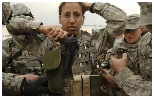 美国女兵的开放程度，深度探讨与解析，美国女兵开放程度的深度探讨与解析