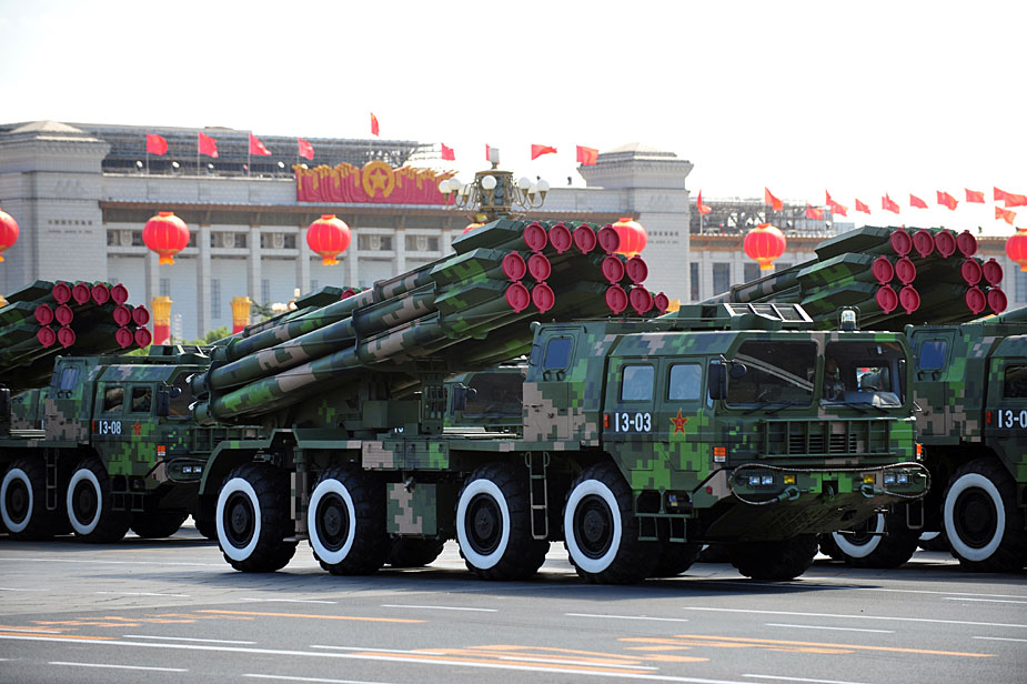 2019国庆阅兵装备方队，展现国防力量，彰显大国风采，国防力量展现，大国风采闪耀阅兵装备方队