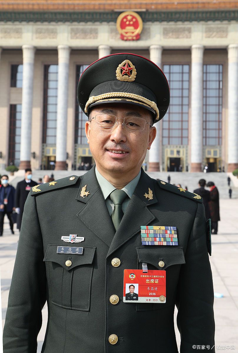 一个军长有几个副军长，军队架构与职务配置解析，军队架构解析，军长与副军长的职务配置揭秘