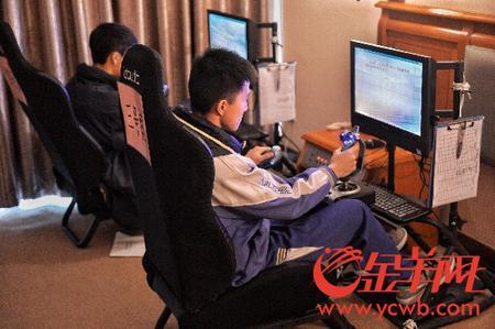 中国空军招飞网报名指南，如何顺利报名成为空军飞行员？，中国空军招飞网报名详解，如何成功报名成为空军飞行员？
