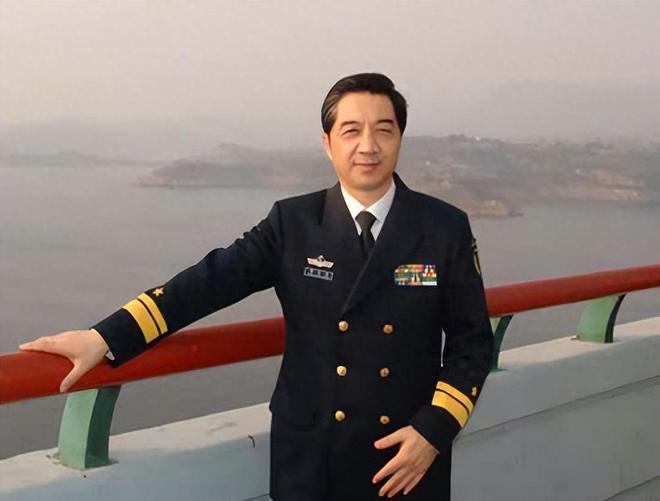 军事评论员少将，深度解析军事时事，展现专业洞察，少将军事评论员深度解读军事时事，展现专业洞察力