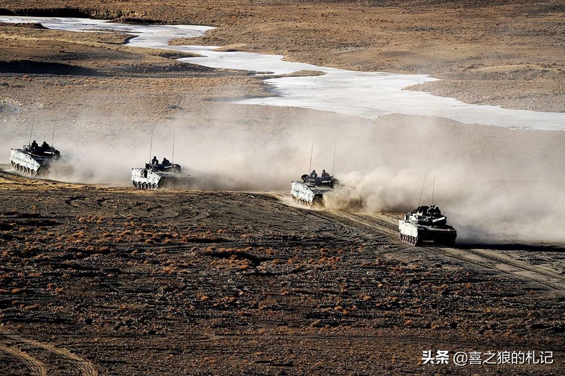 中国陆军的新锐力量，探究中国陆军15式轻型坦克装备数量，中国陆军新锐力量揭秘，15式轻型坦克装备数量探究