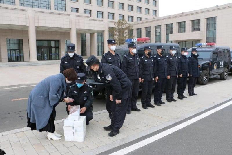 张雪峰谈武警特警学院，培养精英人才的摇篮，张雪峰谈武警特警学院，精英人才的培育摇篮