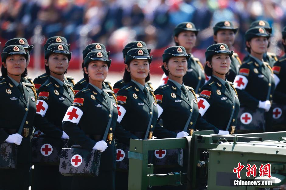 白求恩医疗方队圆满完成受阅任务载誉归来，卓越医疗精神的典范展现，白求恩医疗方队圆满完成受阅任务，卓越医疗精神的典范展现载誉归来