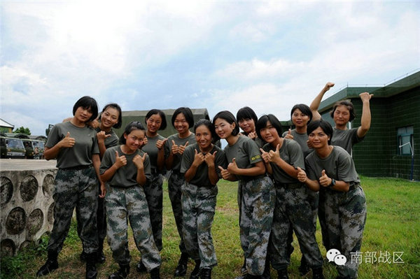 中国女特种兵，便衣照片背后的英勇与荣耀，中国女特种兵，便衣背后的英勇荣耀
