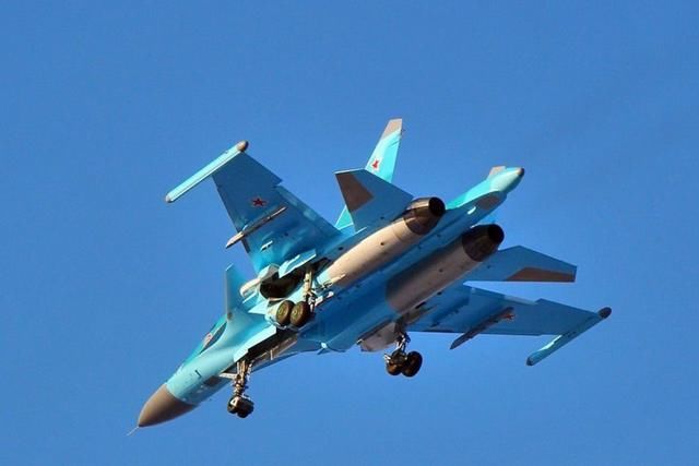 苏-34战斗机的空战能力解析，苏-34战斗机的空战能力深度解析