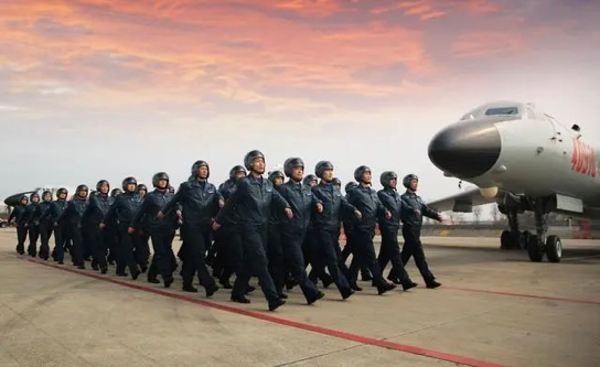 哪个国家的空军最强，全球空中力量的巅峰对决，全球空中力量巅峰对决，哪个国家的空军最强？