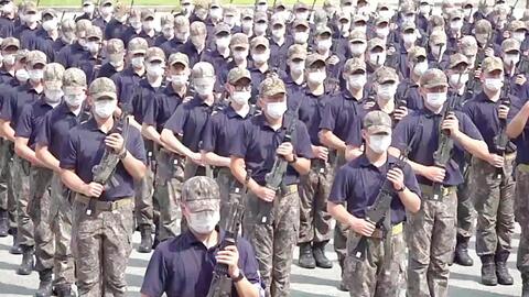当兵训练视频播放，深度解析军事训练的艰辛与荣耀，军事训练艰辛与荣耀，当兵训练视频播放深度解析