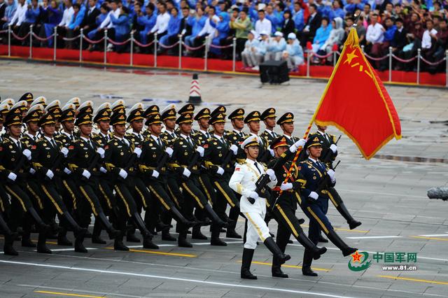 国庆阅兵方队领队，展现国家力量与荣耀的象征，国庆阅兵方队领队，国家力量与荣耀的象征展现