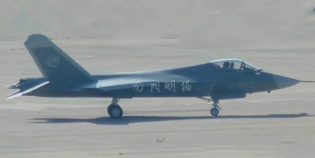 逐梦蓝天，飞鹰战斗机原型的探索之旅，飞鹰原型探索之旅，逐梦蓝天