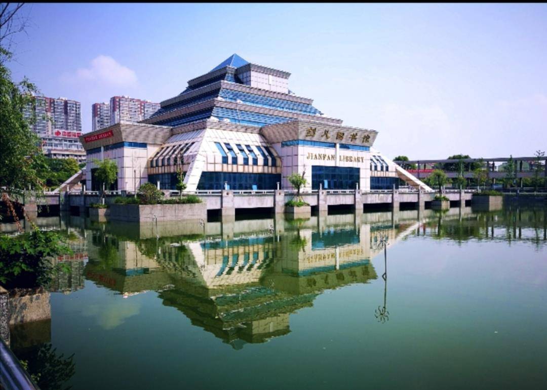 中国空军航空大学有名次吗？——探寻其历史地位与教育实力，中国空军航空大学的地位与教育实力解析，有无名次之争？