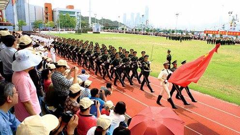 香港是否经常阅兵，深度解析与探讨，香港阅兵活动深度解析与探讨，频率与意义探究