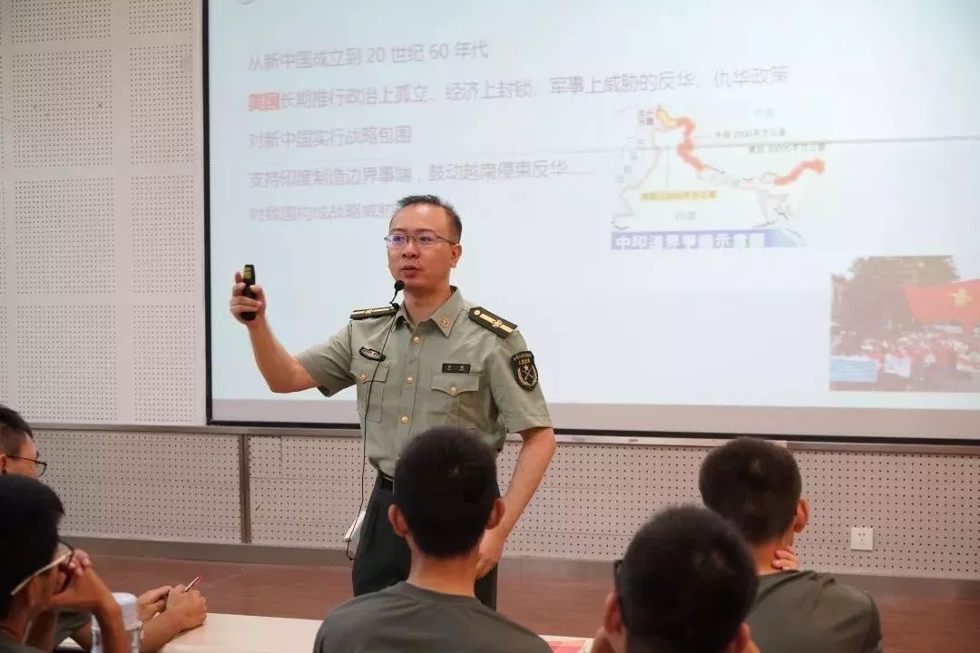 赞美军事理论课，培育国防意识的基石，军事理论课，培育国防意识的基石，赞美其重要性