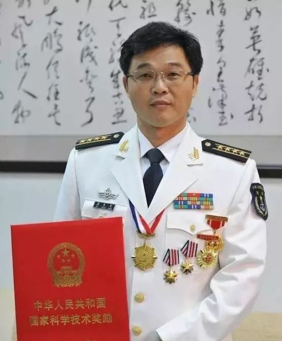 人民海军70周年，个人视角下的卓越贡献，人民海军70周年，个人视角下的辉煌贡献与成长历程